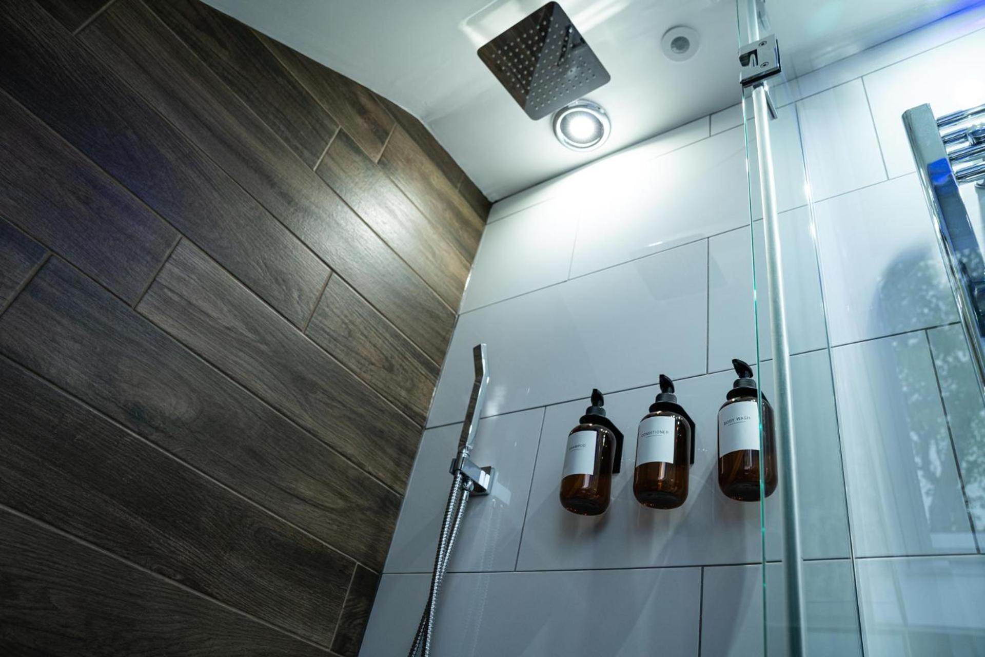 Chestnut Retreat A Stunning Annex Apartment Ossett Εξωτερικό φωτογραφία